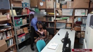 Ebony shoplifter released after giving officer a blowjob