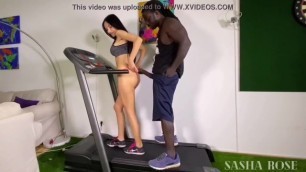 Big black man fucked me on a treadmill !!!! Creampie!